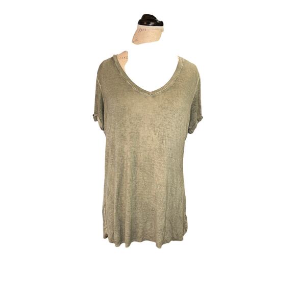 Love 8 3 Women's V Neck Green/Gray Shirt Rayon Spandex Size M EUC - Picture 2 of 6